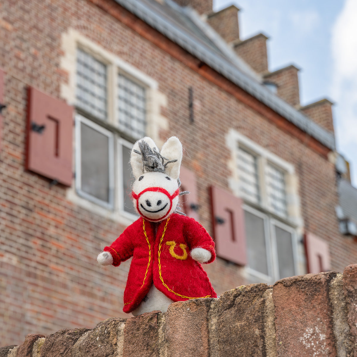 Vilten paard van sinterklaas | Ozosnel | Sjaal met Verhaal