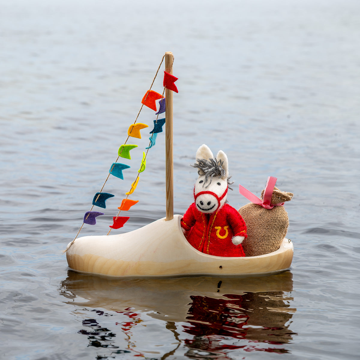 Vilten paard van sinterklaas | Ozosnel | Sjaal met Verhaal