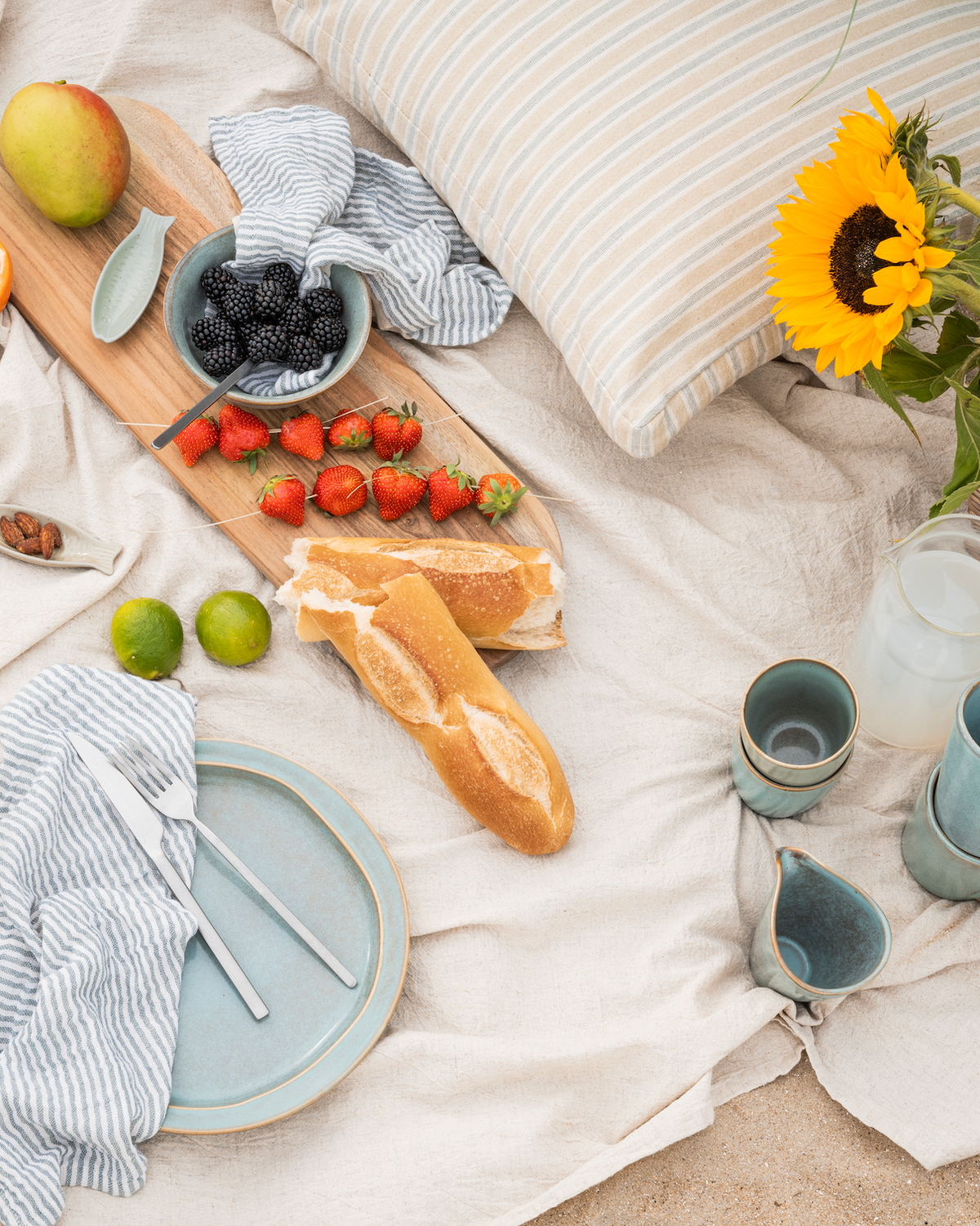 Box kussenhoes | Naturel met Blauw en witte streep | IB Laursen